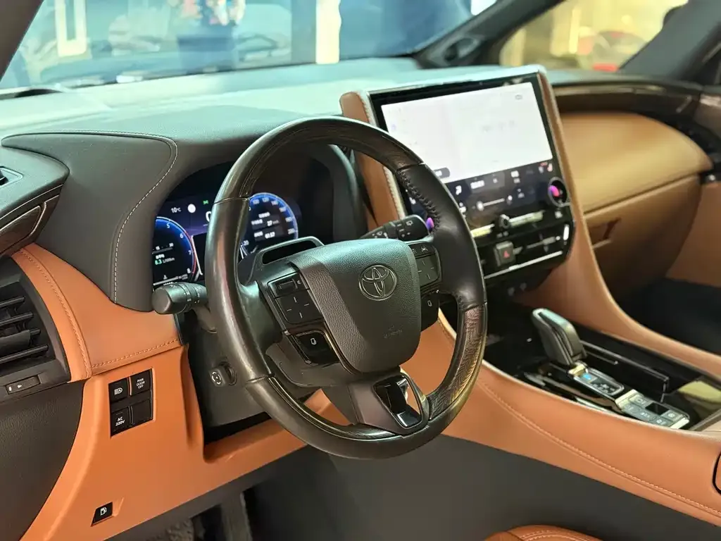 Toyota Alphard 2024 из CN, фото 8