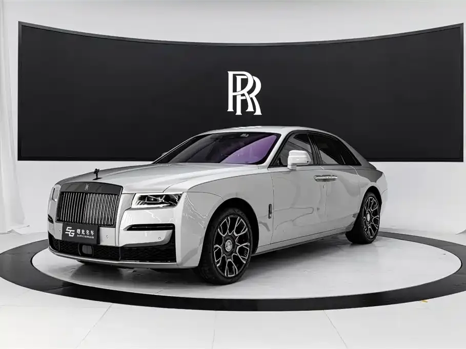 Rolls-Royce Ghost — фото 1