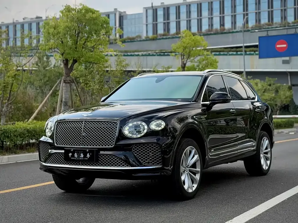 Bentley Bentayga 2021 из CN, фото 1