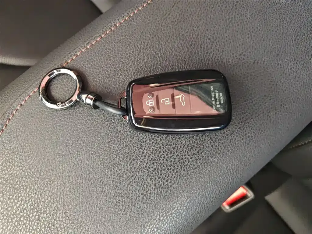 Toyota Camry 2022 из CN, фото 8