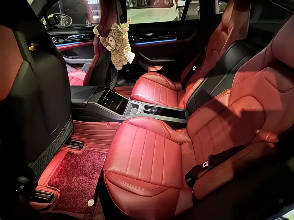 Porsche Panamera 2024 из CN, фото 3