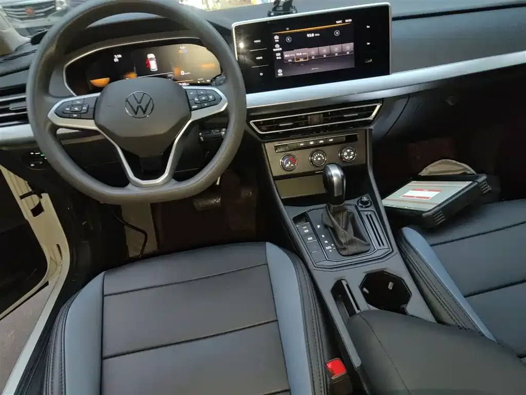 Volkswagen Lavida 2024 из CN, фото 10