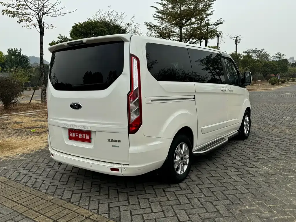 Ford Tourneo 2021 из CN, фото 8