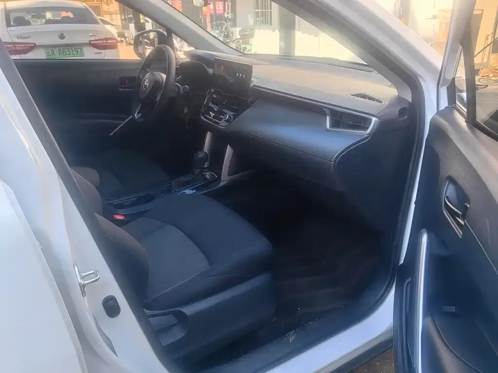 Toyota Frontlander 2023 из CN, фото 3