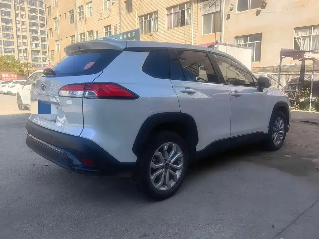 Toyota Frontlander 2023 из CN, фото 6