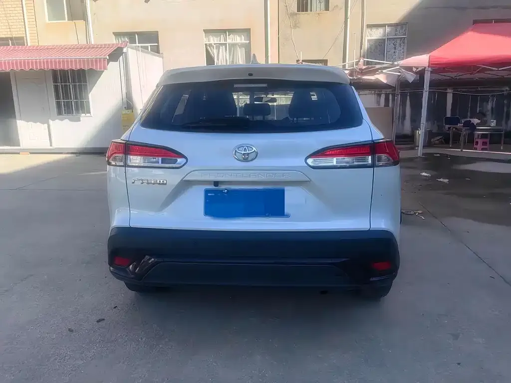 Toyota Frontlander 2023 из CN, фото 5