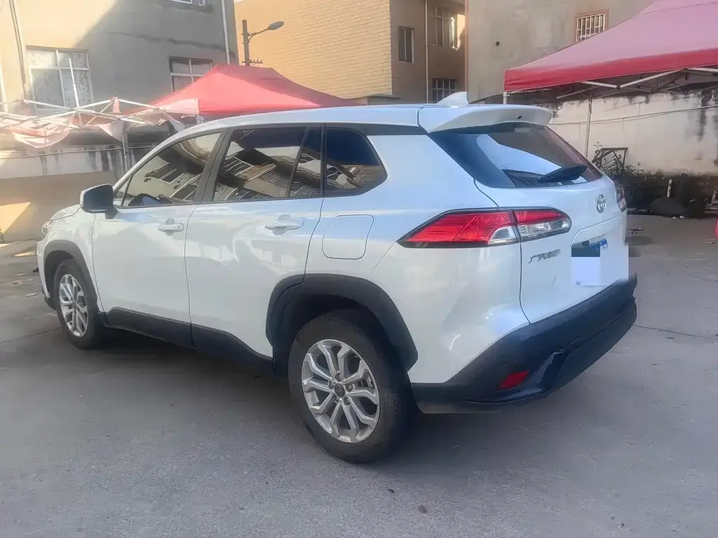 Toyota Frontlander 2023 из CN, фото 4