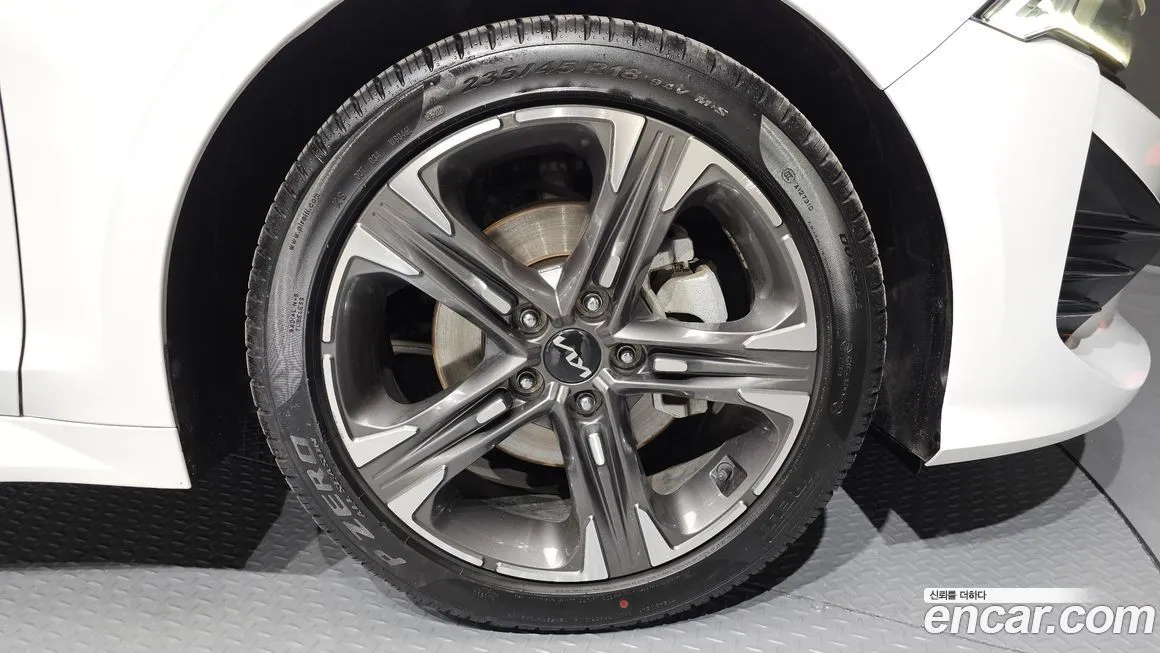 Kia K5 2023 из KR, фото 3