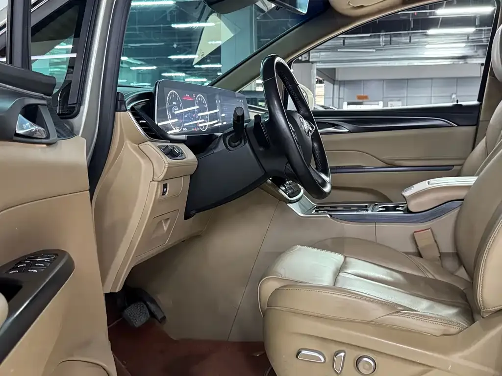 Buick GL8 2021 из CN, фото 7
