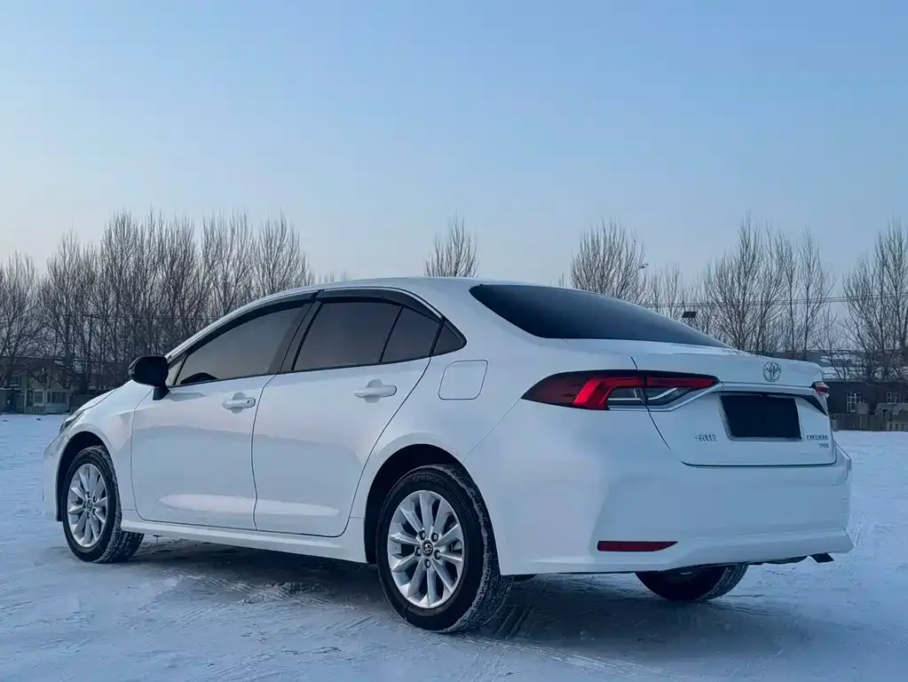 Toyota Corolla 2021 из CN, фото 10