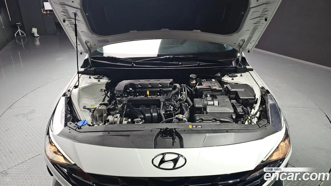 Hyundai AVANTE — фото 6