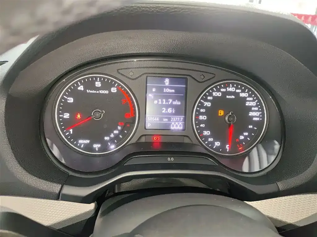 Audi Q2L 2021 из CN, фото 5