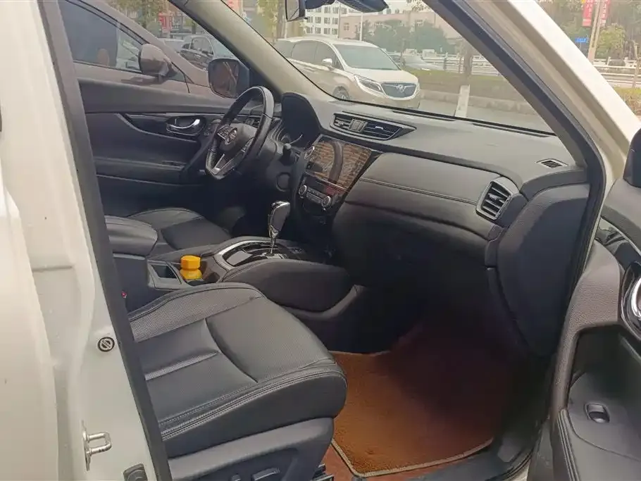 Nissan X-Trail 2021 из CN, фото 8