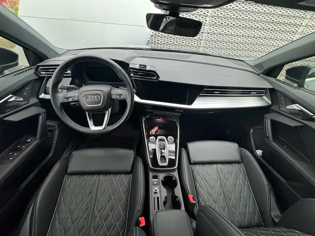 Audi A3 2025 из CN, фото 7