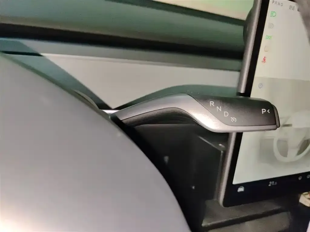 Tesla Model Y 2024 из CN, фото 2