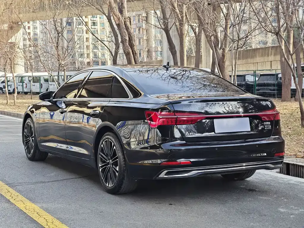 Audi A6L 2023 из CN, фото 8