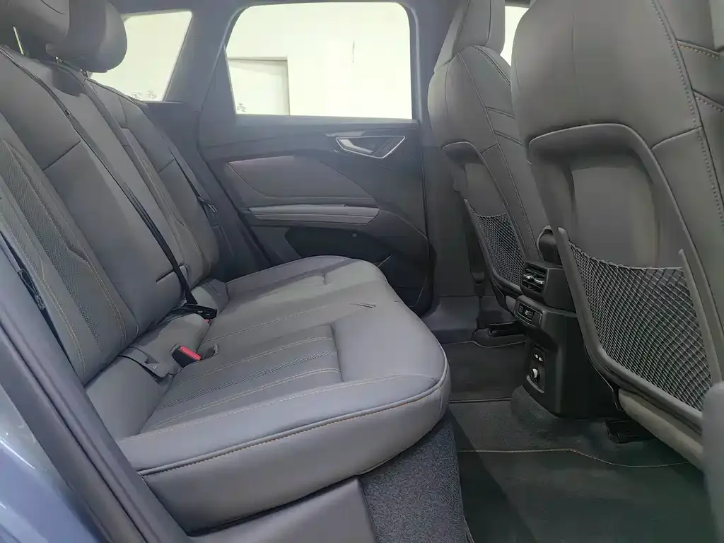 Audi Q4 e-tron 2023 из CN, фото 5