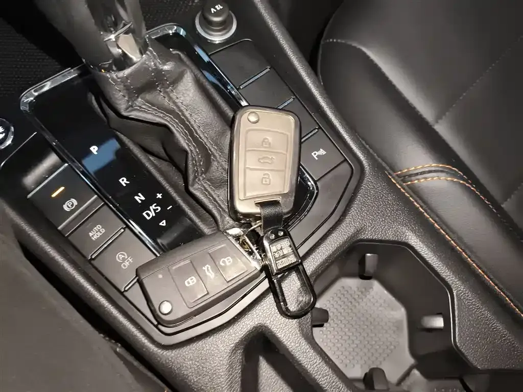 Volkswagen Bora 2022 из CN, фото 7