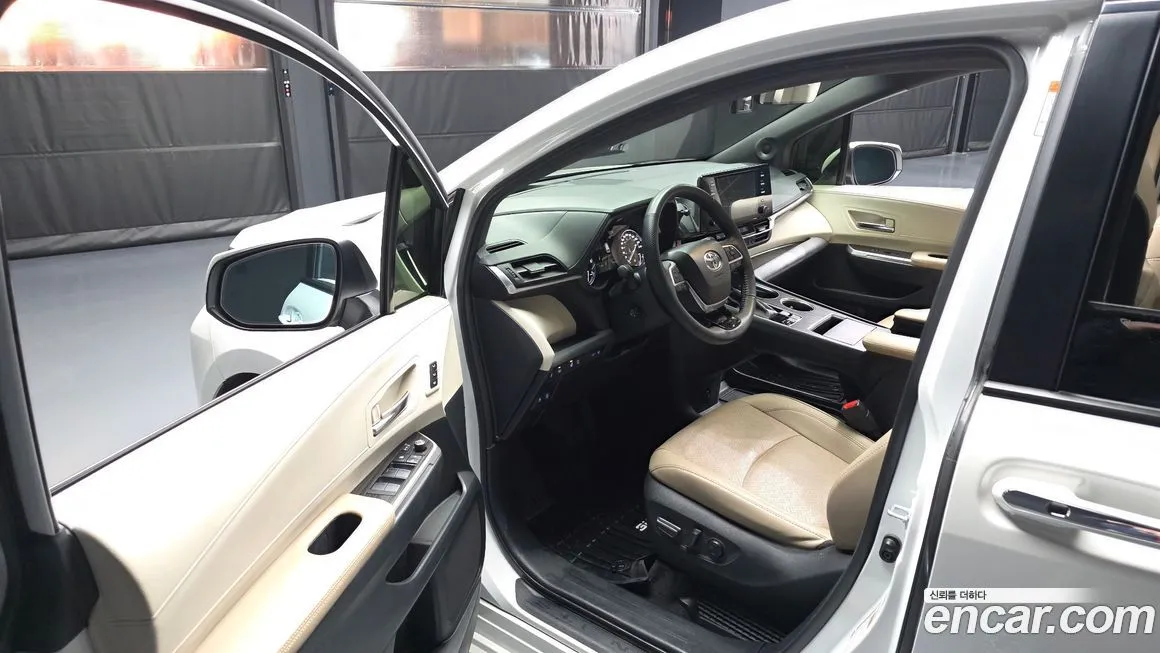 Toyota Sienna 2021 из KR, фото 6