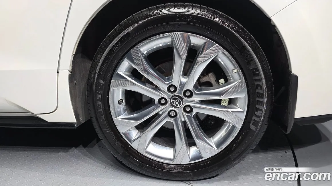 Toyota Sienna 2021 из KR, фото 3