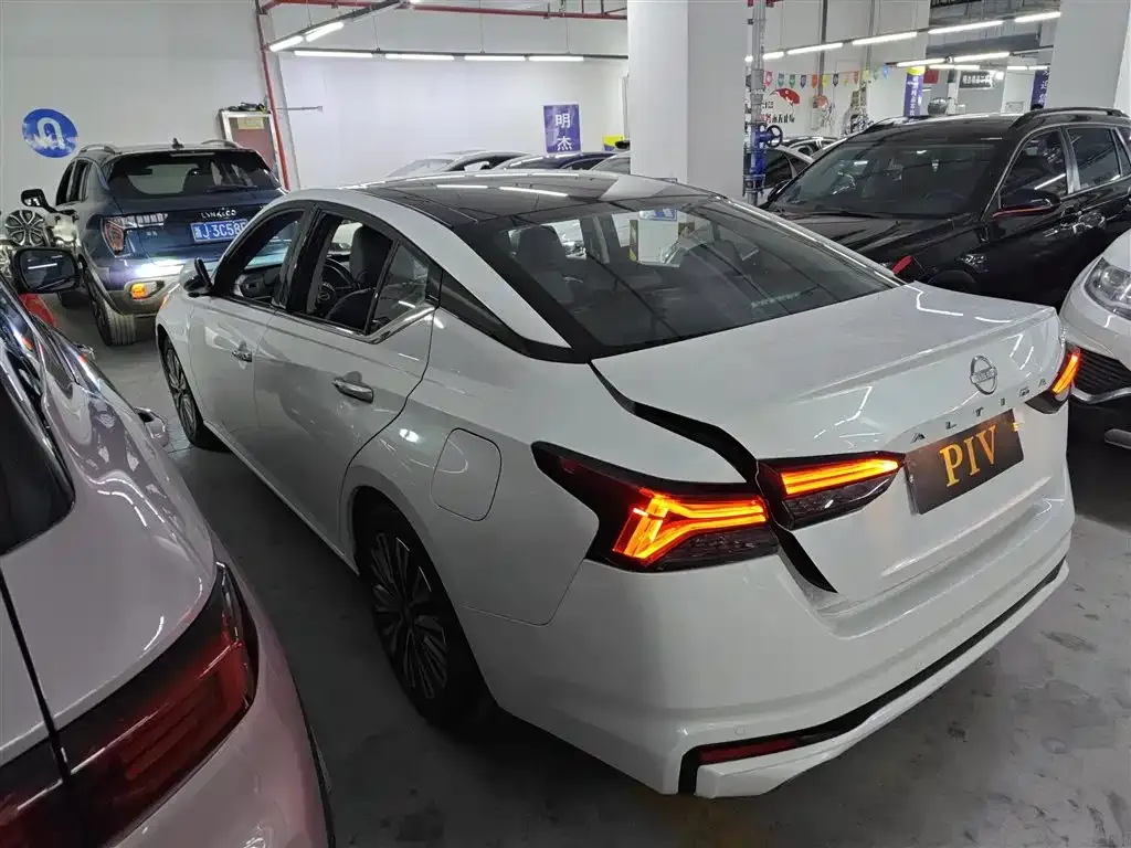 Nissan Teana 2023 из CN, фото 9