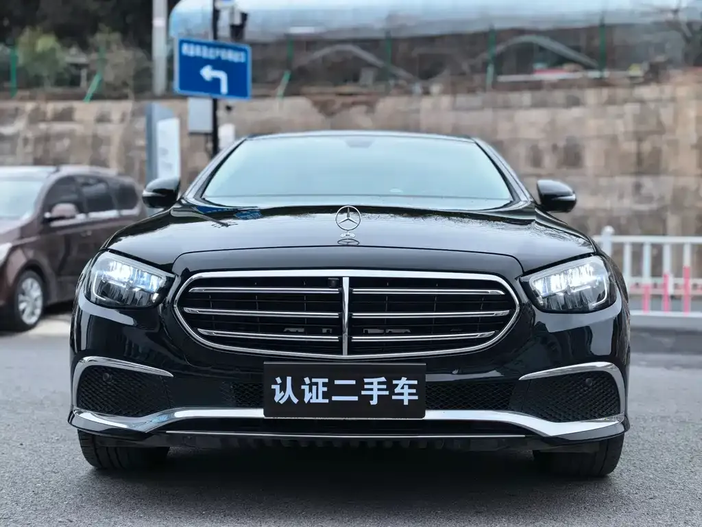 Mercedes-Benz E-Class 2022 из CN, фото 2