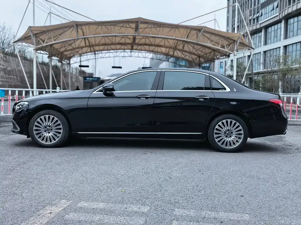 Mercedes-Benz E-Class 2022 из CN, фото 9