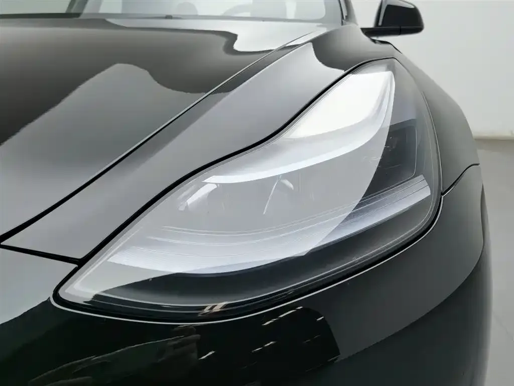 Tesla Model 3 2023 из CN, фото 4