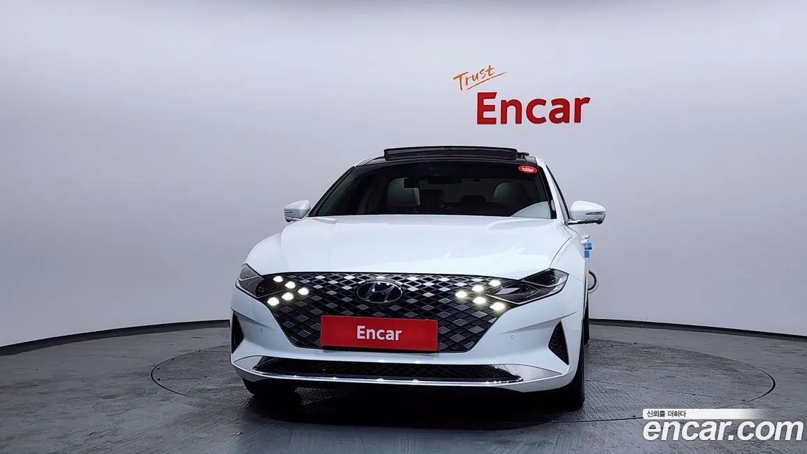 Hyundai Grandeur 2022 из KR, фото 4