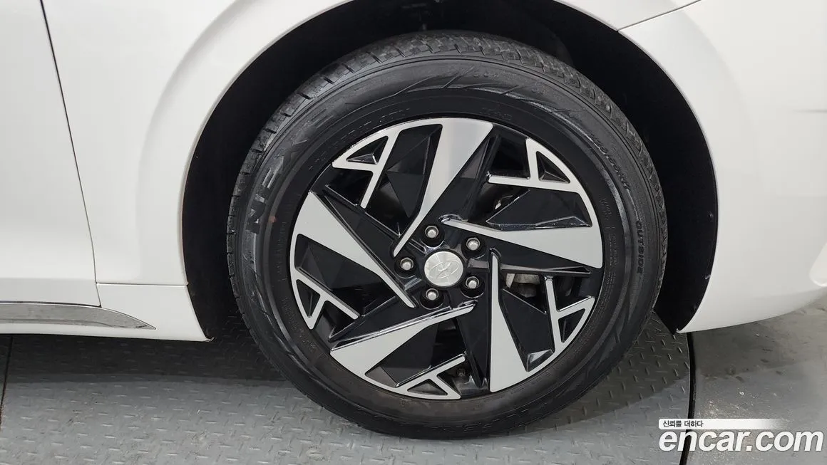 Hyundai Grandeur 2022 из KR, фото 9