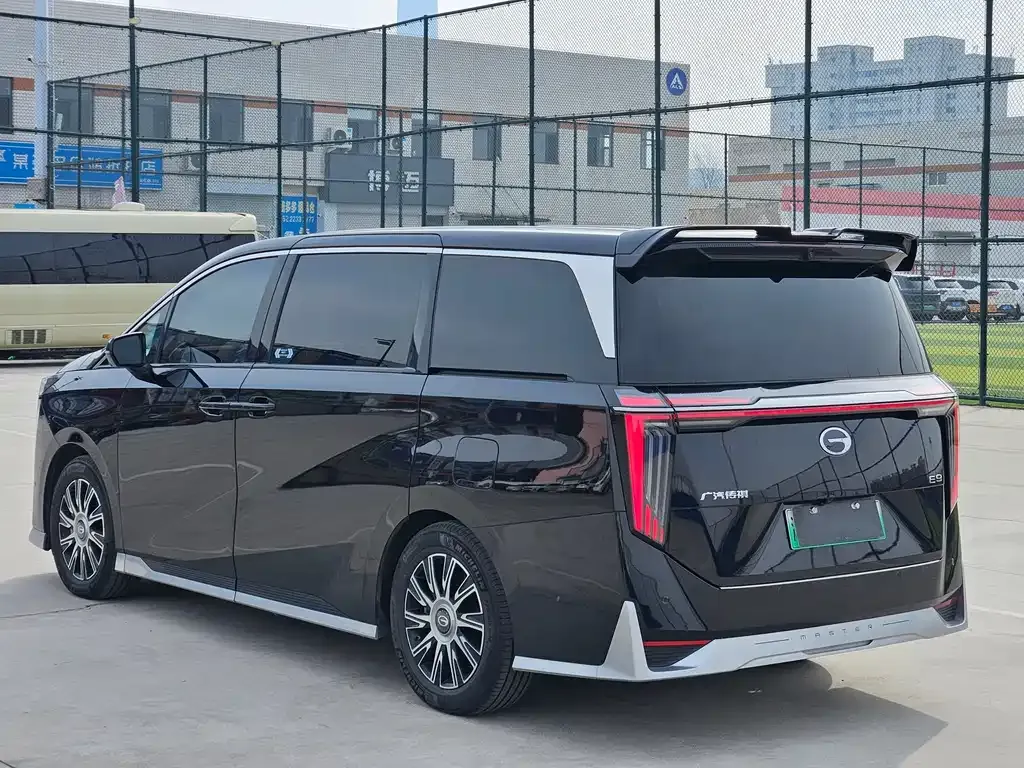 GAC Motor Trumpchi E9 — фото 6