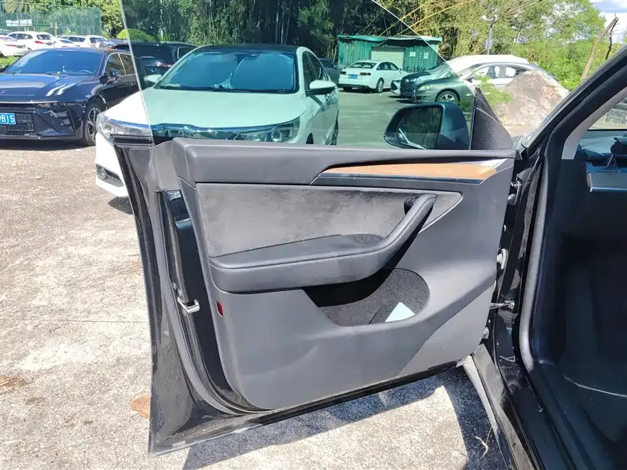 Tesla Model Y 2022 из CN, фото 3