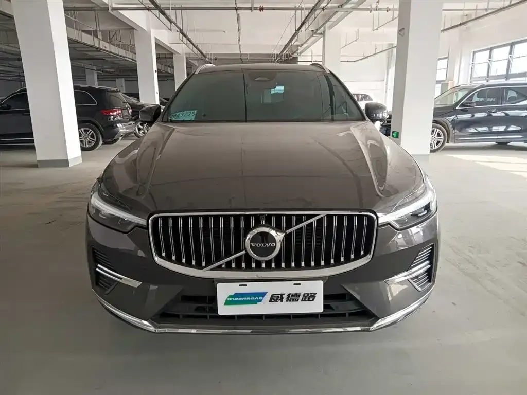 Volvo XC60 2024 из CN, фото 8