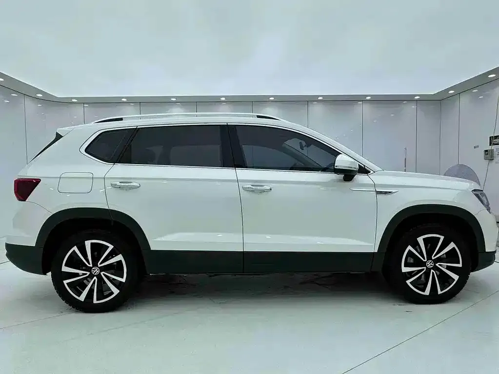 Volkswagen Tharu 2021 из CN, фото 7