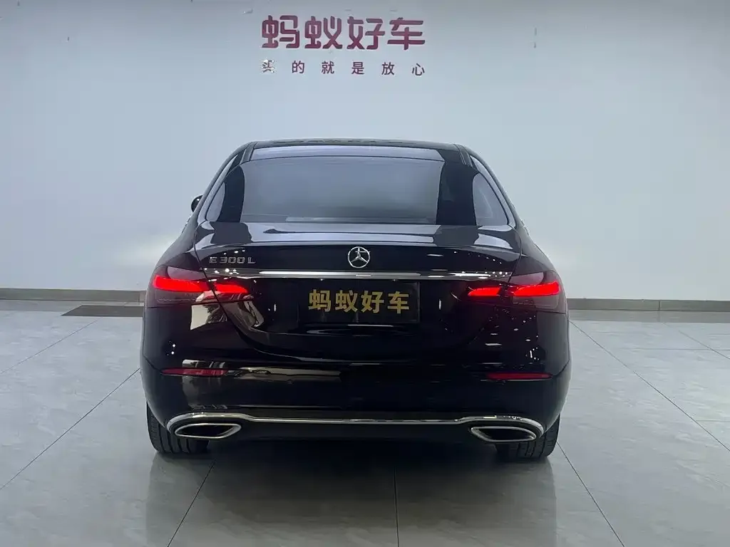 Mercedes-Benz E-Class 2023 из CN, фото 2