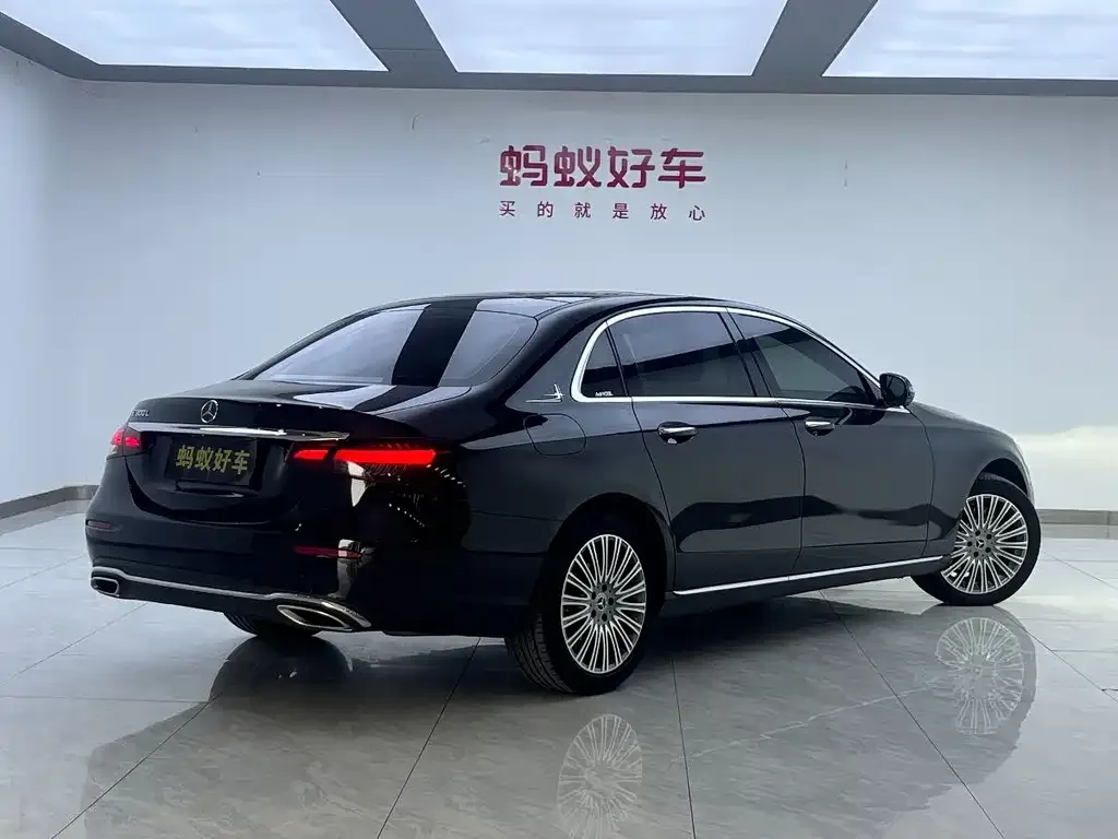 Mercedes-Benz E-Class 2023 из CN, фото 8