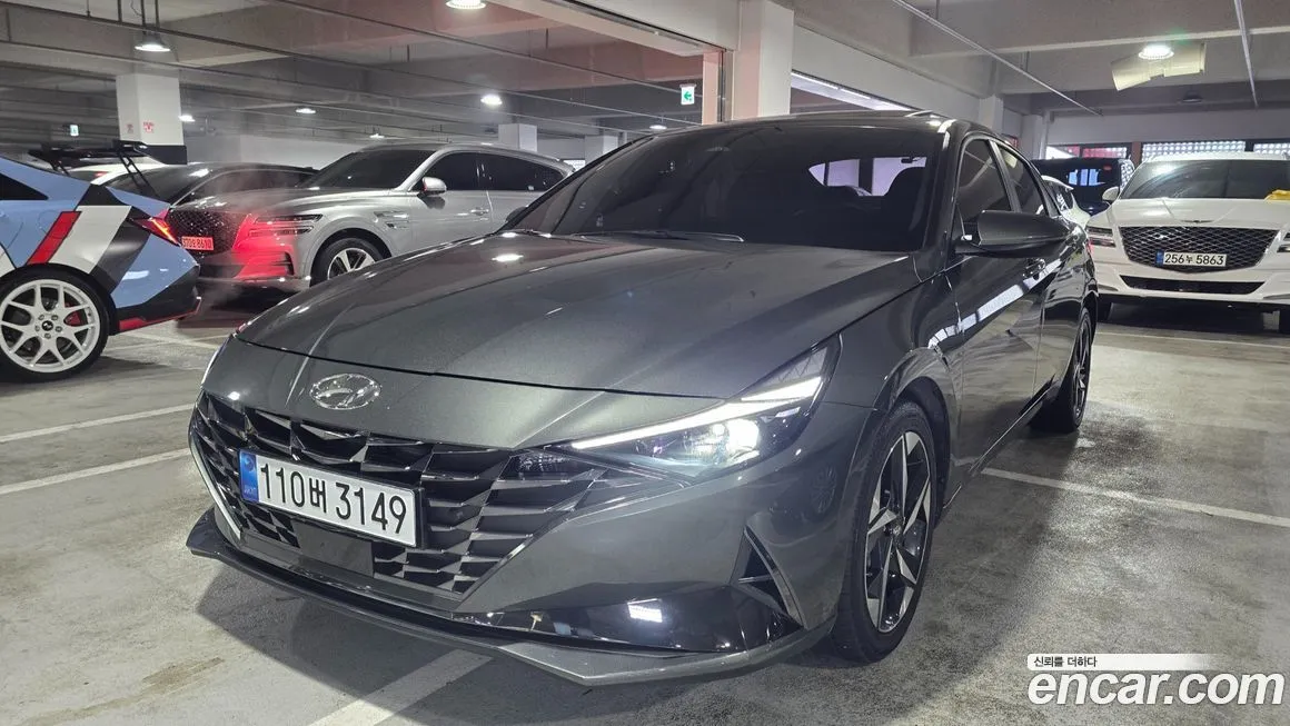 Hyundai AVANTE — фото 1
