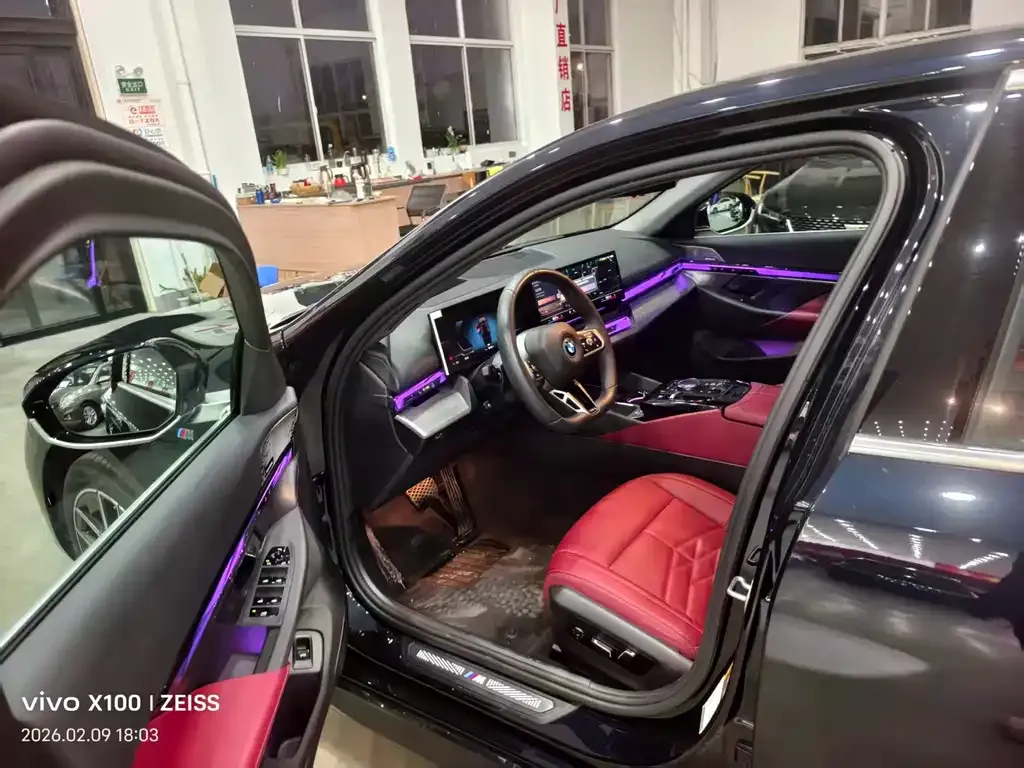 BMW i5 2025 из CN, фото 3