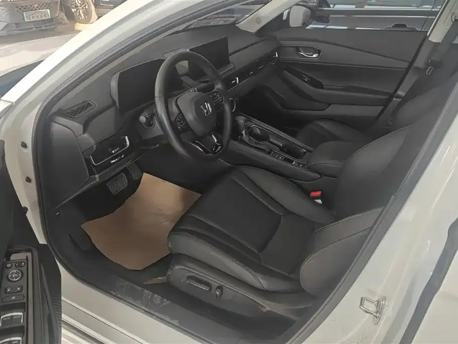 Honda Inspire — фото 6