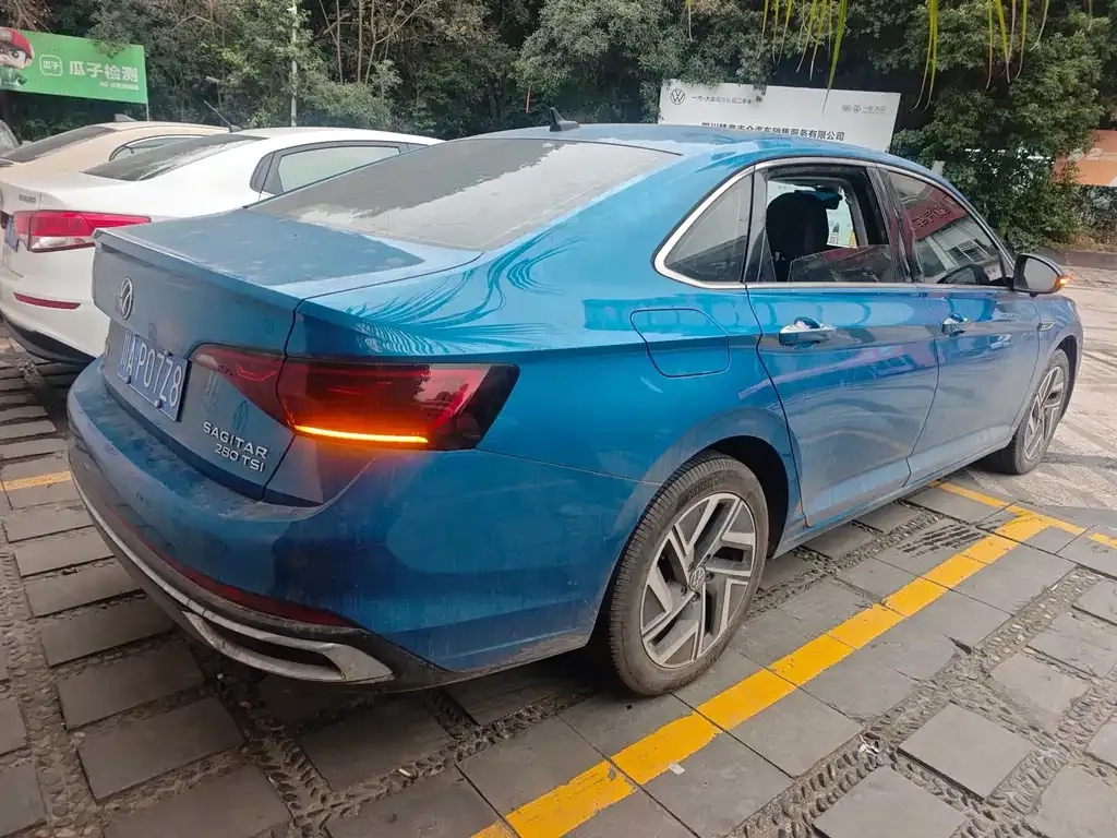 Volkswagen Sagitar 2023 из CN, фото 4