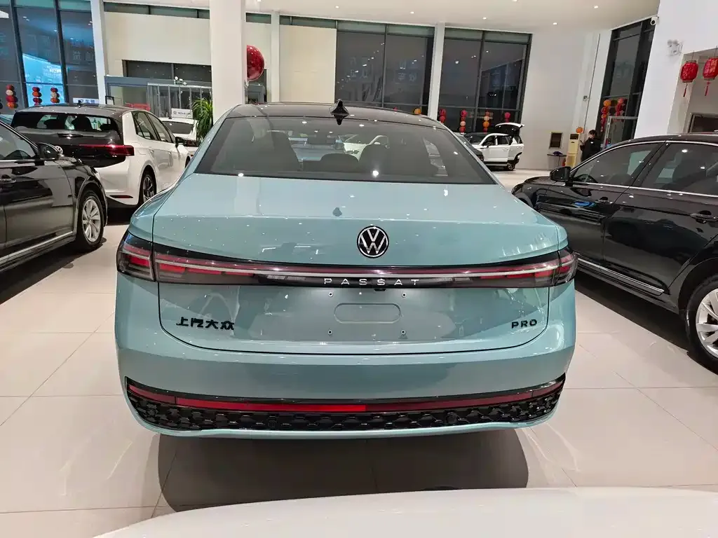 Volkswagen Passat 2024 из CN, фото 6