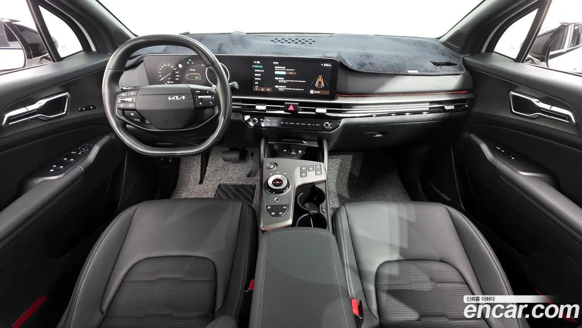 Kia Sportage — фото 10