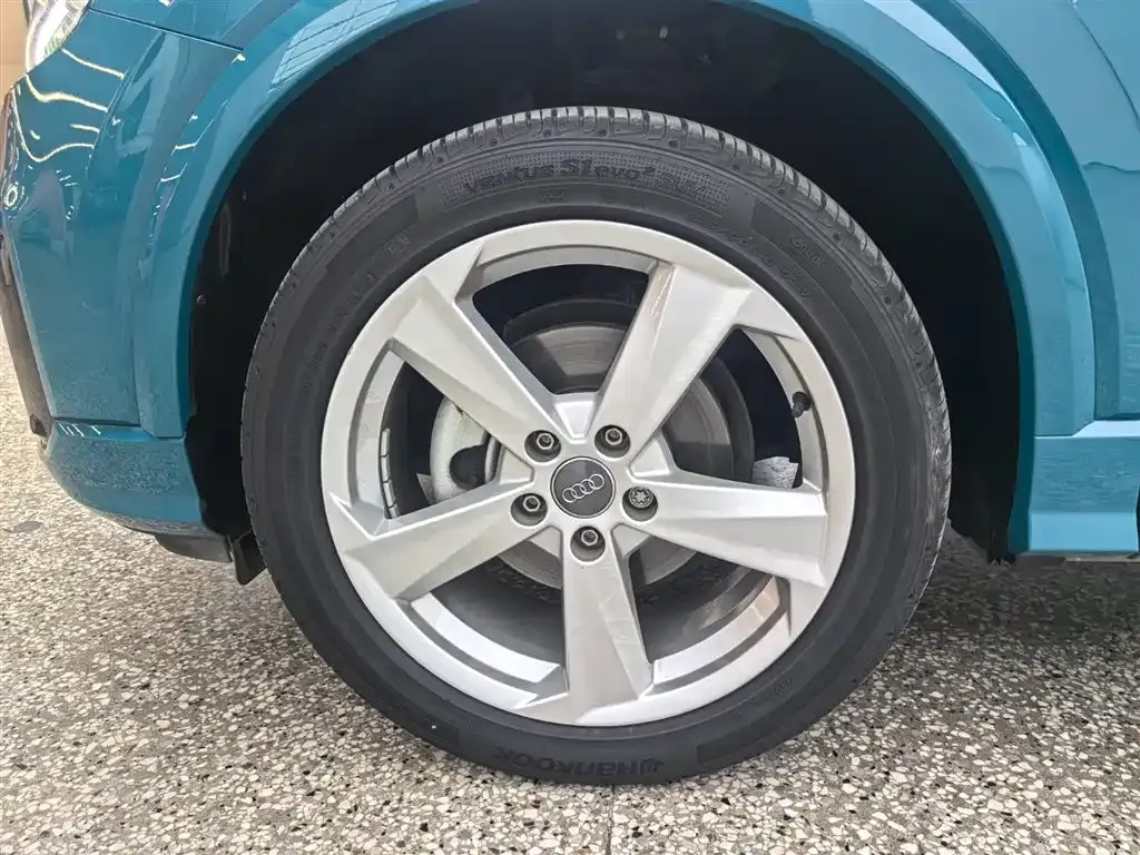 Audi Q2L 2021 из CN, фото 5