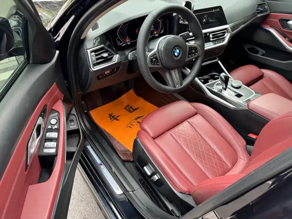 BMW 3 Series 2022 из CN, фото 9