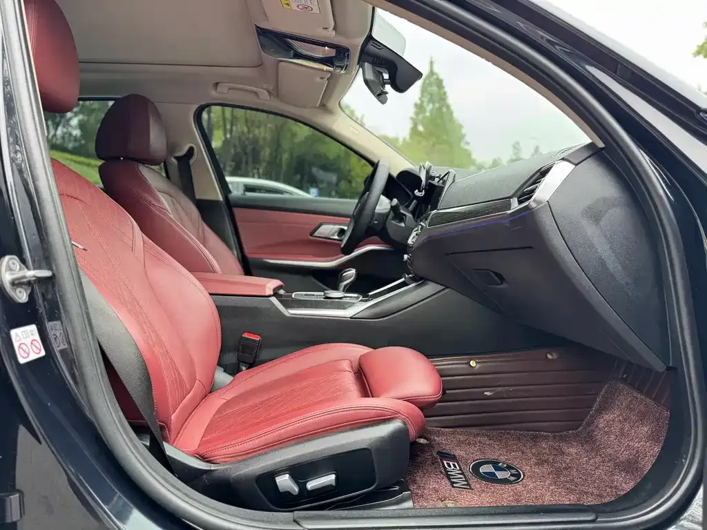 BMW 3 Series 2022 из CN, фото 7