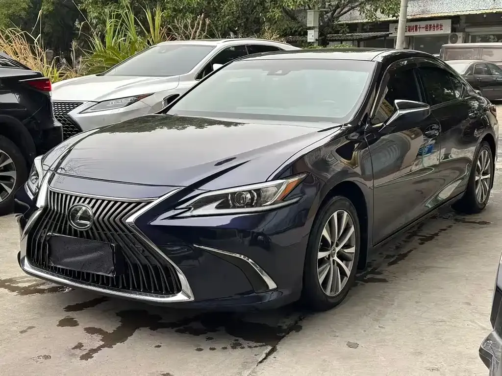 Lexus ES 2021 из CN, фото 7