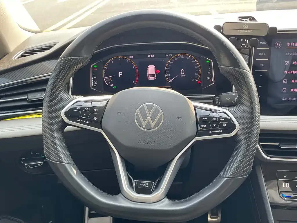 Volkswagen Tiguan L 2021 из CN, фото 2