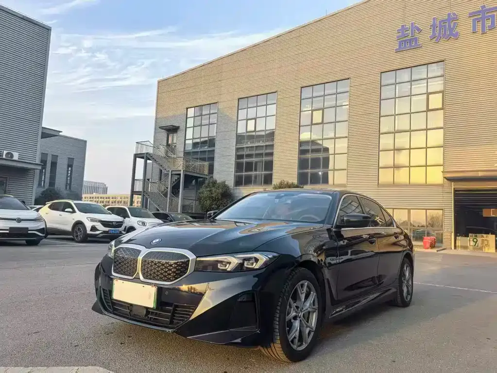 BMW i3 2025 из CN, фото 1