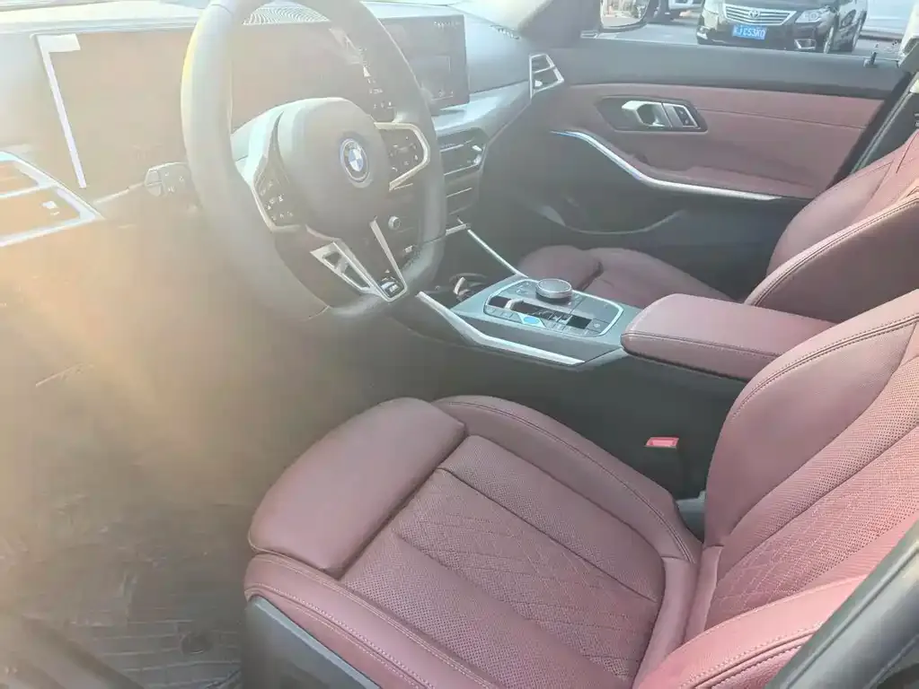 BMW i3 2025 из CN, фото 4