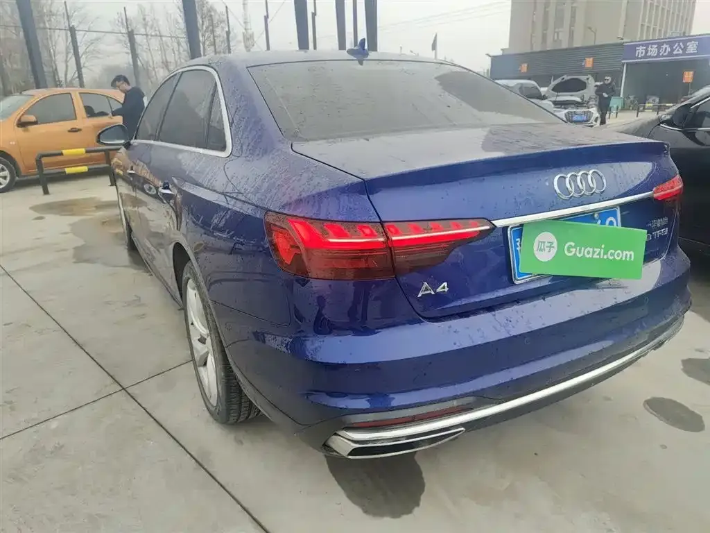 Audi A4L 2021 из CN, фото 6